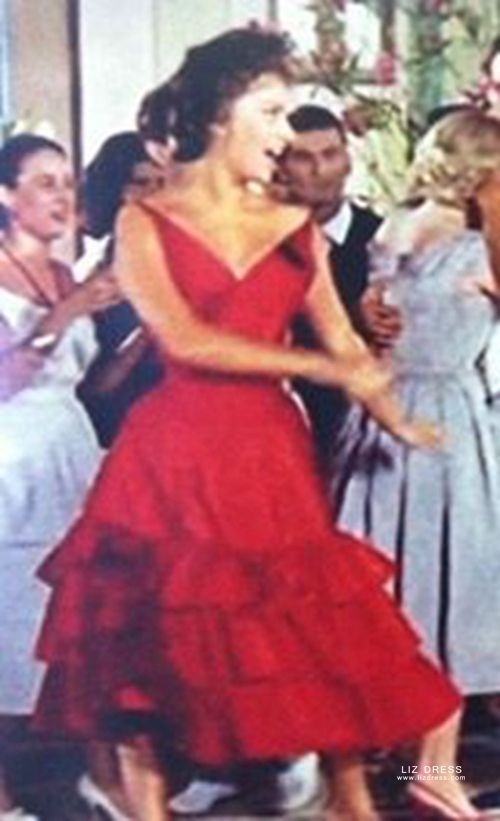 Софи Лорен Танцует В Красном Платье